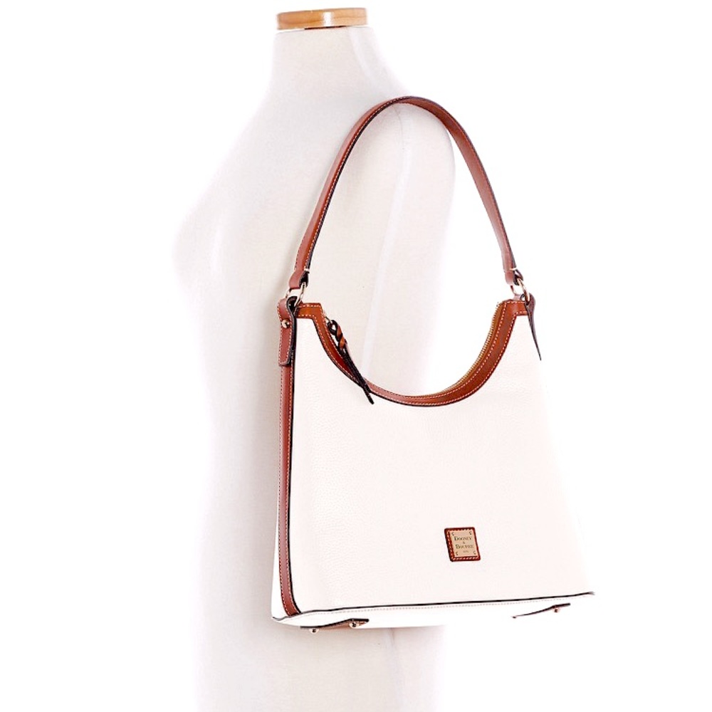 *USED* 🤩😍 Dooney&Bourke Pebbled Leather Hobo Bag With Leather Trim.